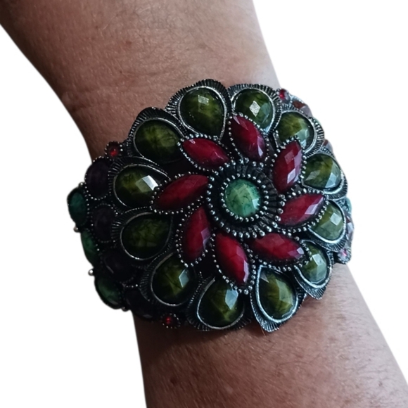 None Jewelry - Boho Chic Flower Hinge Cuff Statement Bracelet Chunky